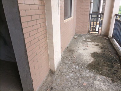 东方国际，3室2厅2卫，124.00㎡，毛坯，售价39万