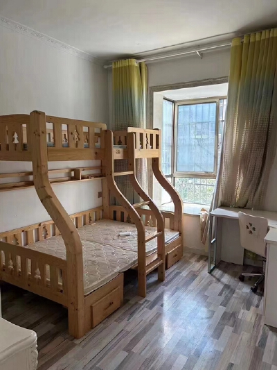 温馨家园，3室2厅2卫，120.00㎡，简装，租金1400元/月