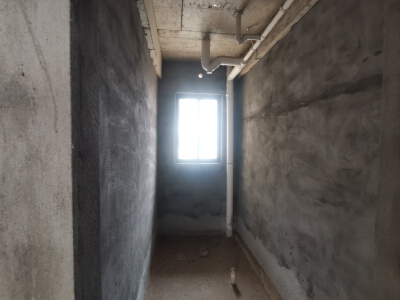 恒奥国际二期，楼梯房中层，南北通透户型，得房率高