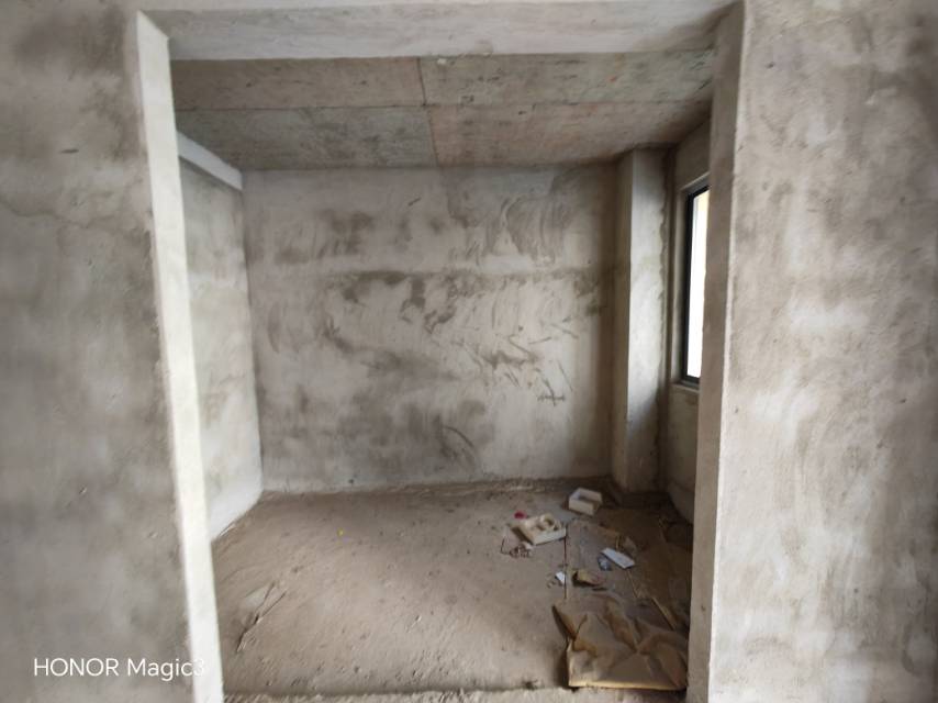 富鑫春天，3室2厅2卫，125.00㎡，毛坯，售价55万 二手房