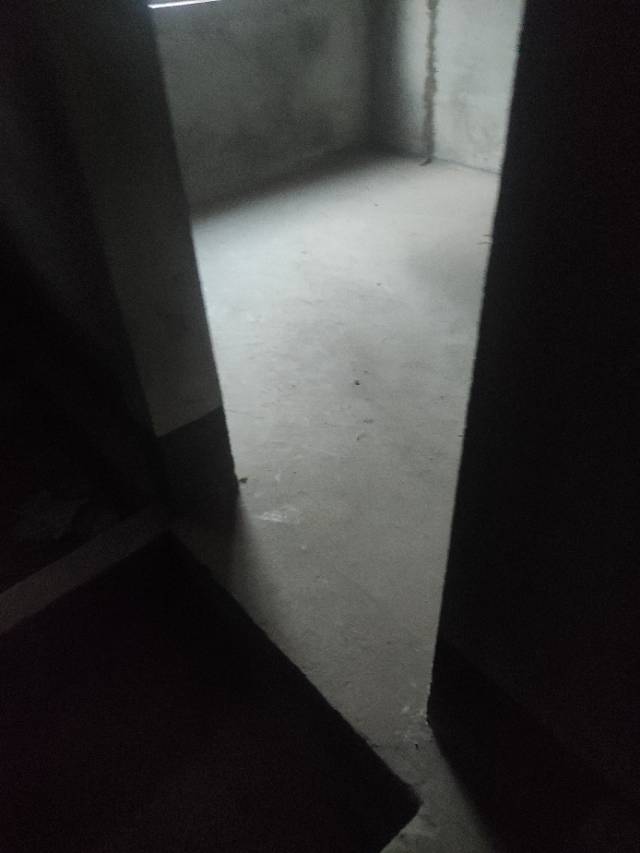 新加坡国际健康城，3室2厅2卫，119.62㎡，毛坯，售价85.8万 二手房