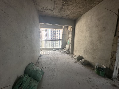 大泽泰天悦壹号，4室2厅2卫，131.17㎡，精装，售价69.8万