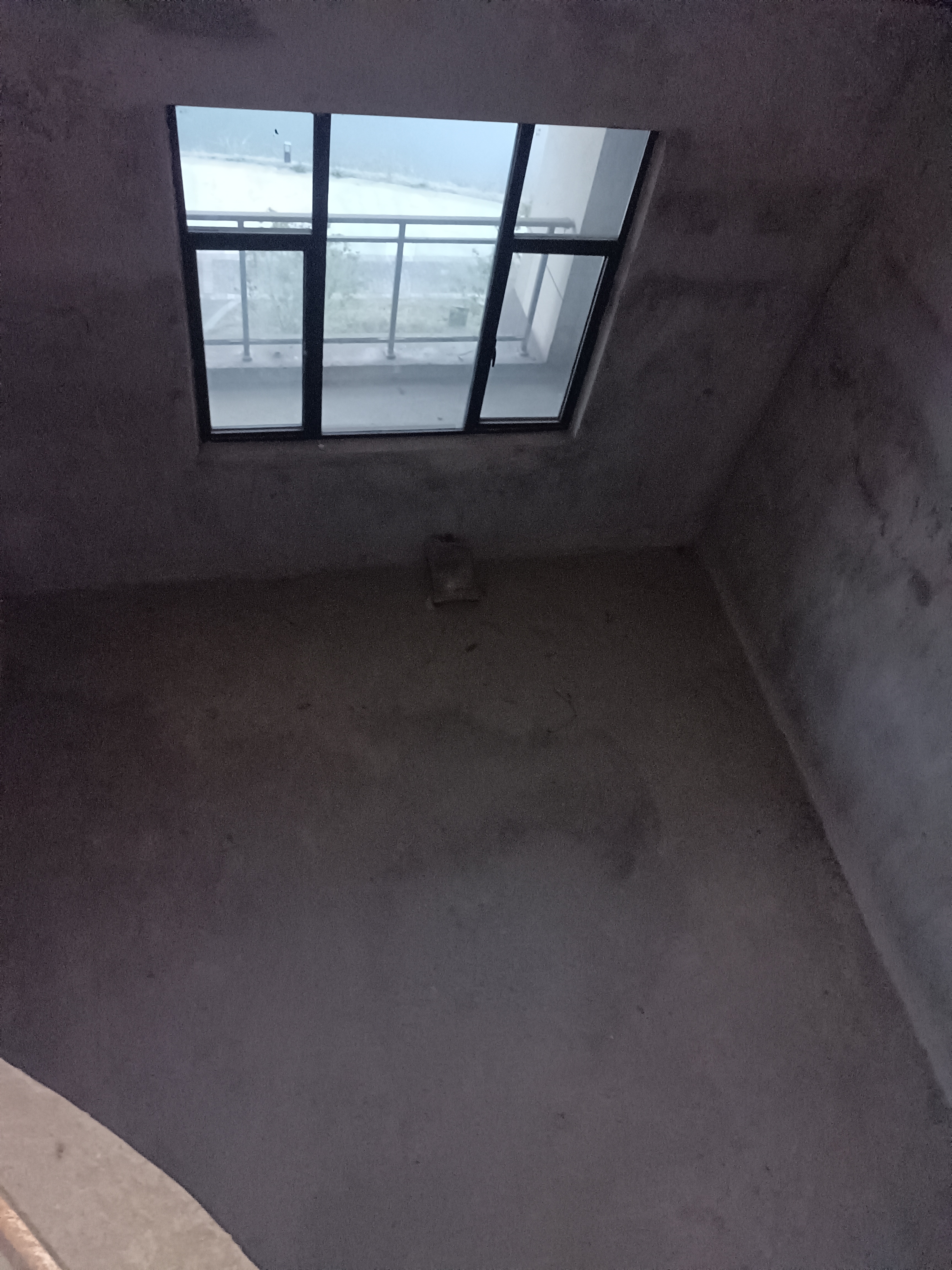 荷塘新城，6室2厅3卫，202.00㎡，售价110万 二手房