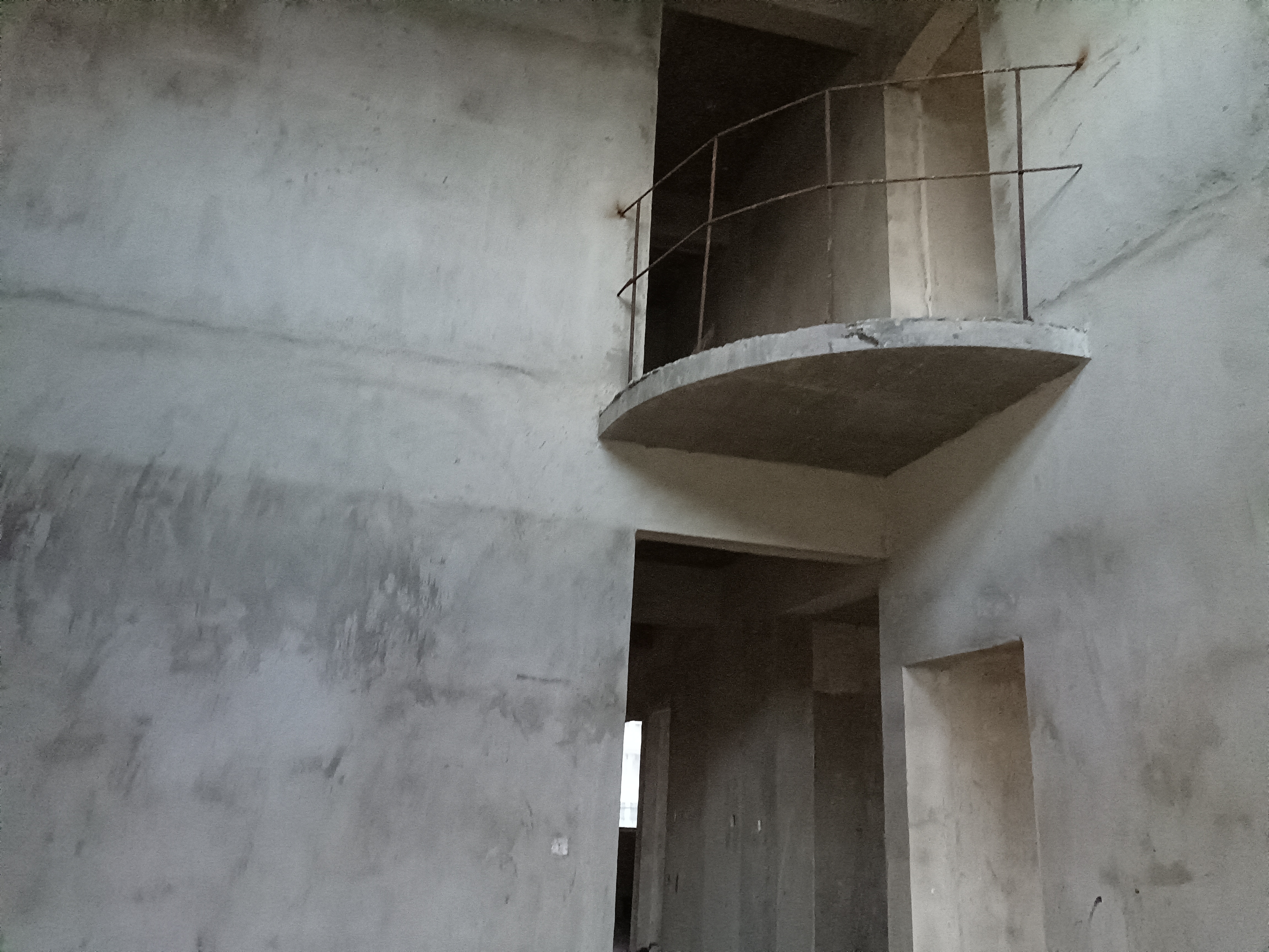 荷塘新城，6室2厅3卫，202.00㎡，售价110万 二手房