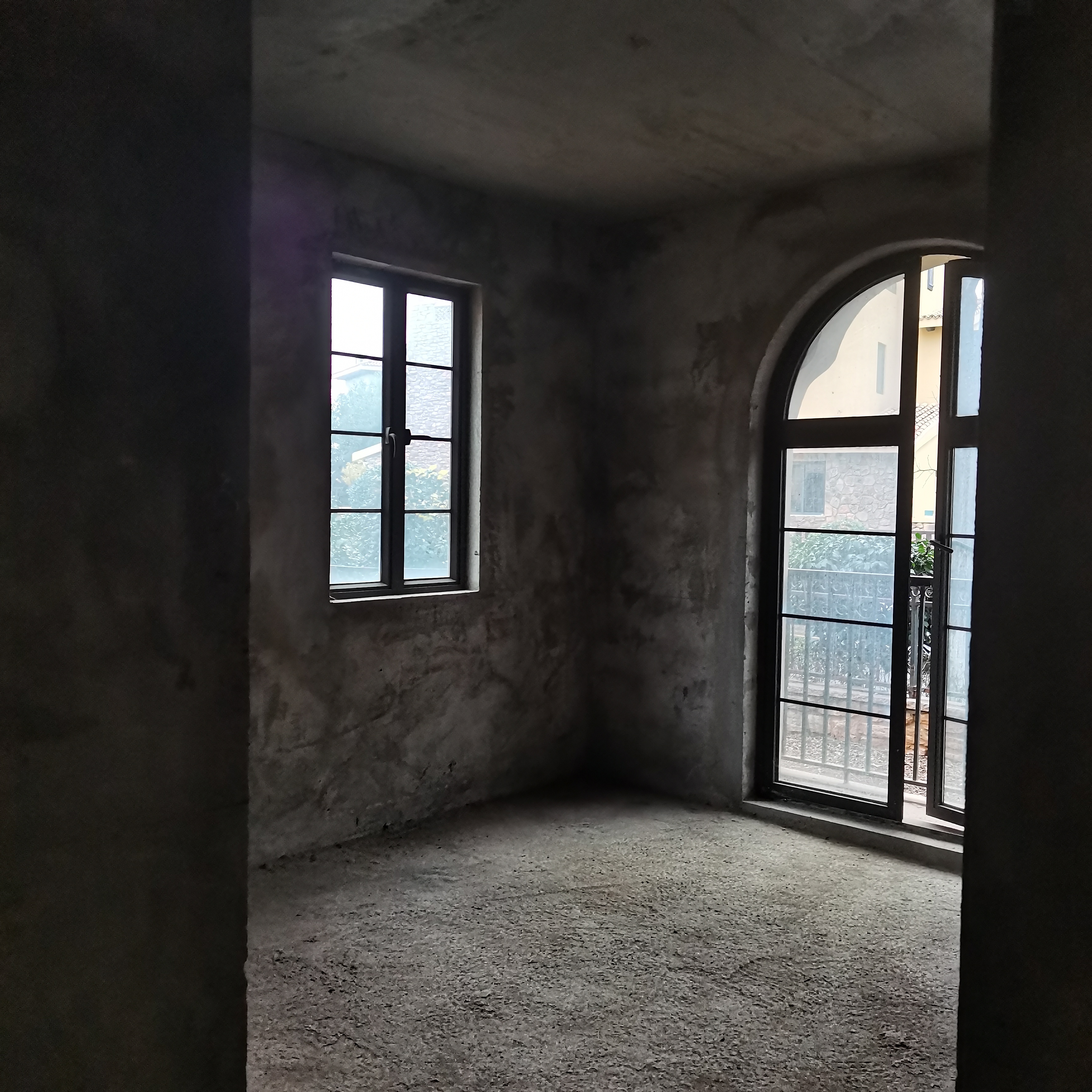 中航城庐山云岭，6室2厅5卫，233㎡，售价203万 二手房