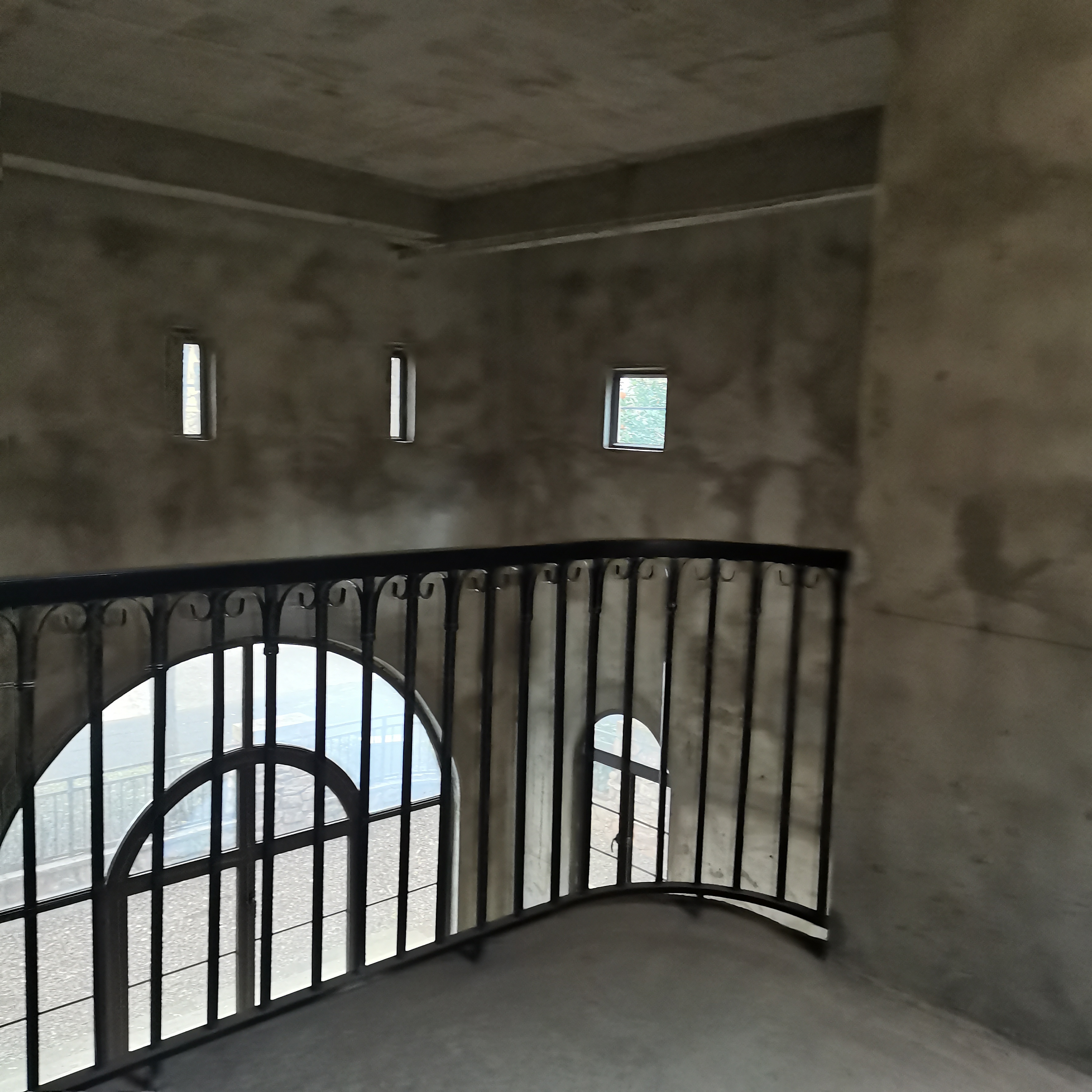 中航城庐山云岭，6室2厅5卫，233㎡，售价203万 二手房