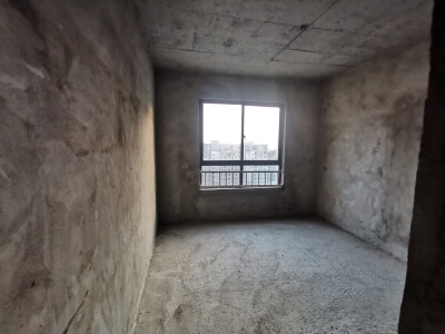 荷塘新城，超大三房，黄金楼层，129.6平仅需49万