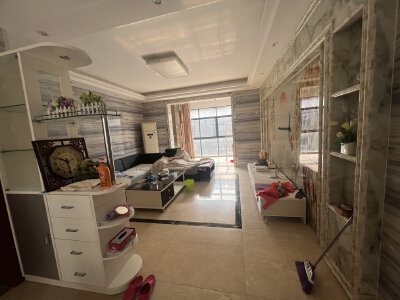 甘露花园北区，3室2厅2卫，120.00㎡，普装，售价42万