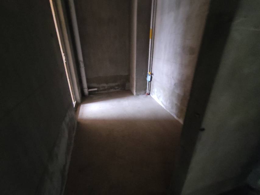 上海城，2室2厅1卫，86.73㎡，毛坯，售价32.00万 二手房