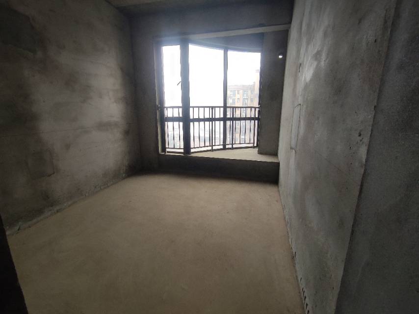 上海城，2室2厅1卫，86.73㎡，毛坯，售价32.00万 二手房