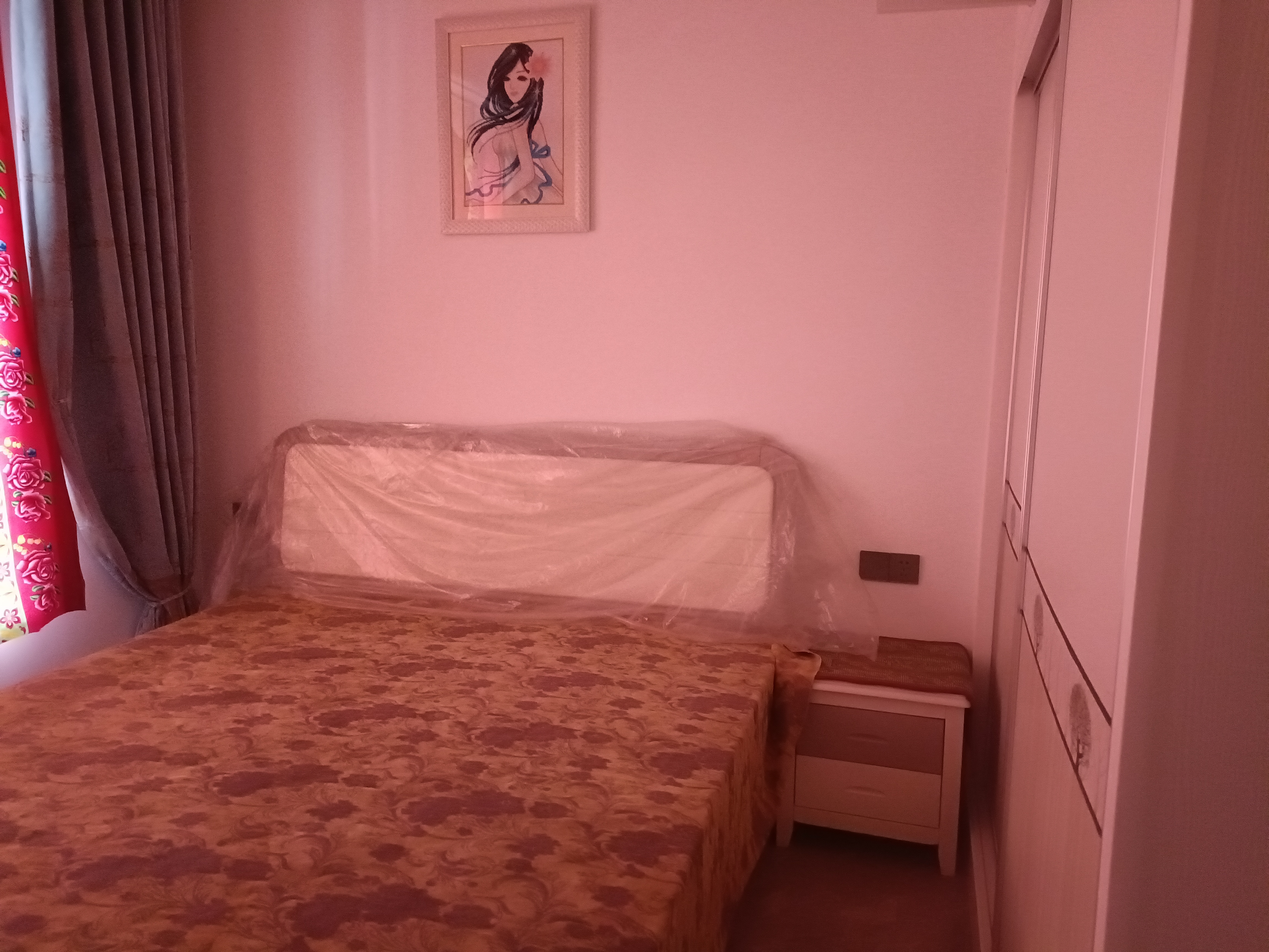 金色阳光，3室2厅2卫，138.4㎡，豪装，售价71万 二手房