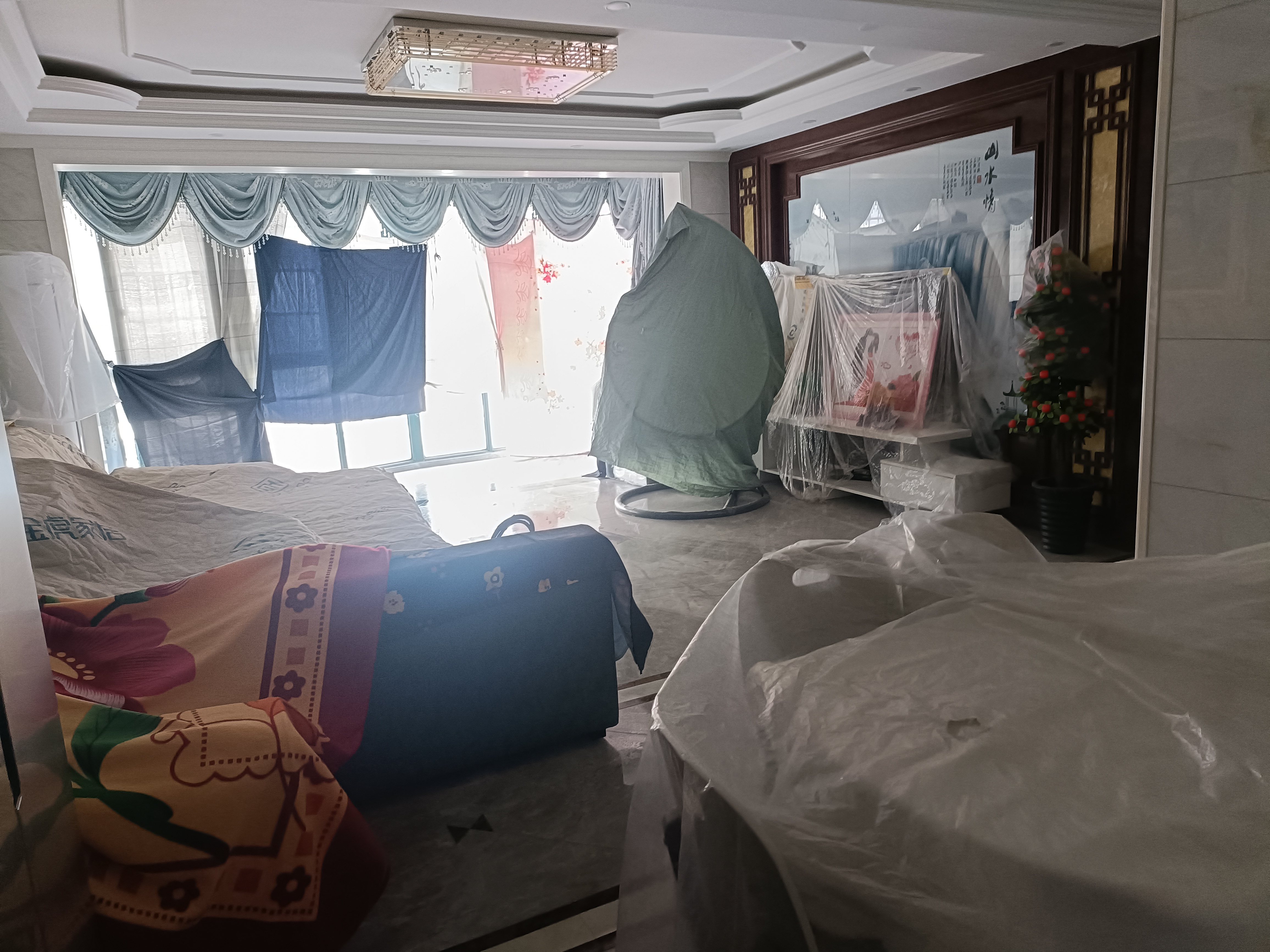 金色阳光，3室2厅2卫，138.4㎡，豪装，售价71万 二手房