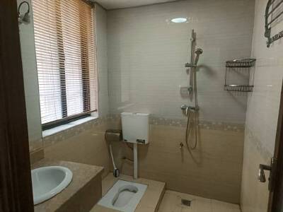 天湖郦都，3室2厅2卫，124.00㎡，售价51.00万