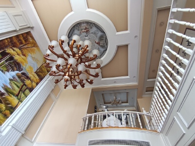 凤雅澜庭，5室3厅4卫，249.71㎡，豪装，售价200万