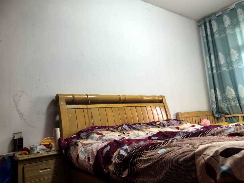 益和花园南区，3室2厅1卫，117.66㎡，普装，售价35万 二手房