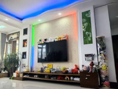 益和花园南区，3室2厅1卫，117.66㎡，普装，售价35万