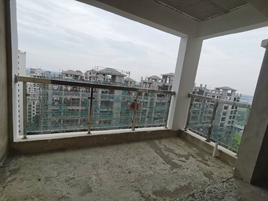 雅悦华府玺园，2室2厅1卫，87.13㎡，毛坯，售价28万 二手房