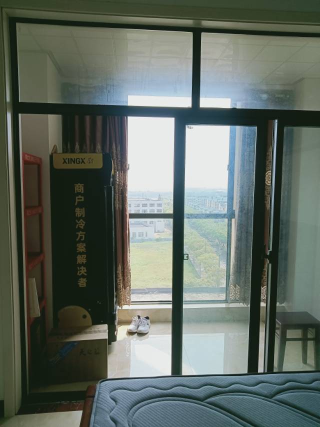 新天地公寓，1室1厅1卫，43㎡，普装，租金1000元/月 二手房