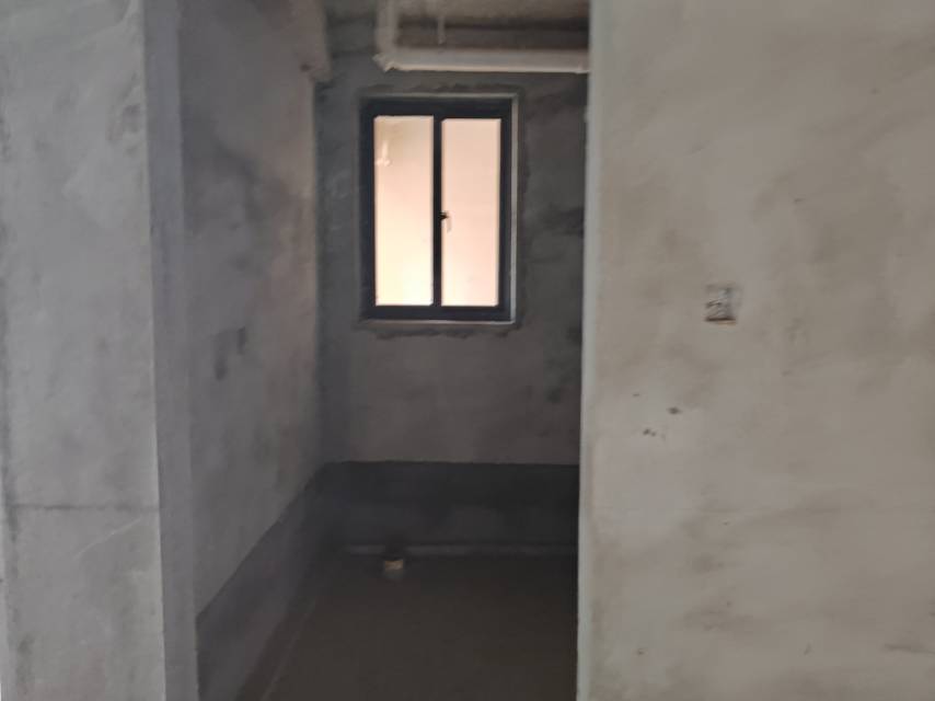 上海城，2室2厅1卫，91.05㎡，毛坯，售价25万 二手房