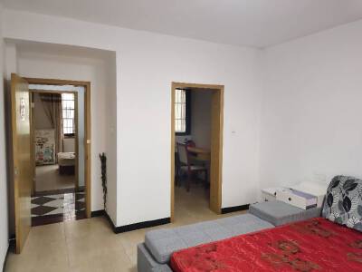 金涛国际华城，3室2厅2卫，122.33㎡，普装，售价42万