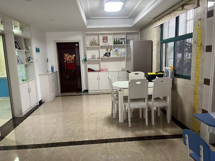 金色阳光，3室2厅2卫，142.00㎡，精装，售价58.00万 二手房