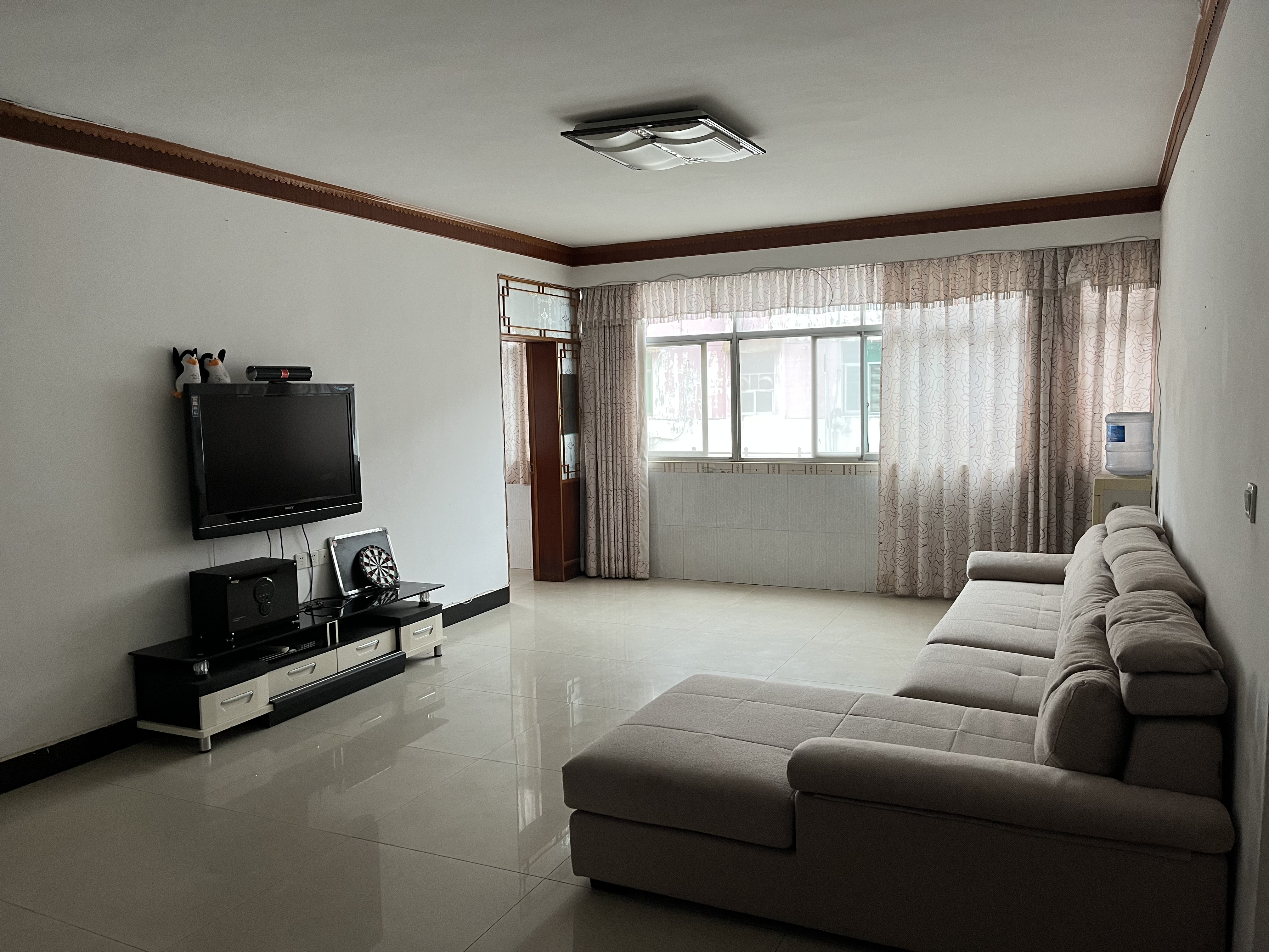 北峰小区，3室2厅1卫，110.53㎡，简装，售价25.00万 二手房