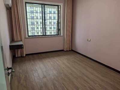 富鑫春天，3室2厅2卫，135.00㎡，精装，租金2200.00元/月