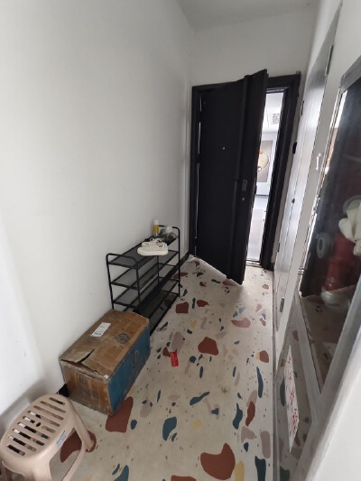 上海城，3室2厅2卫，123㎡，豪装，售价75万