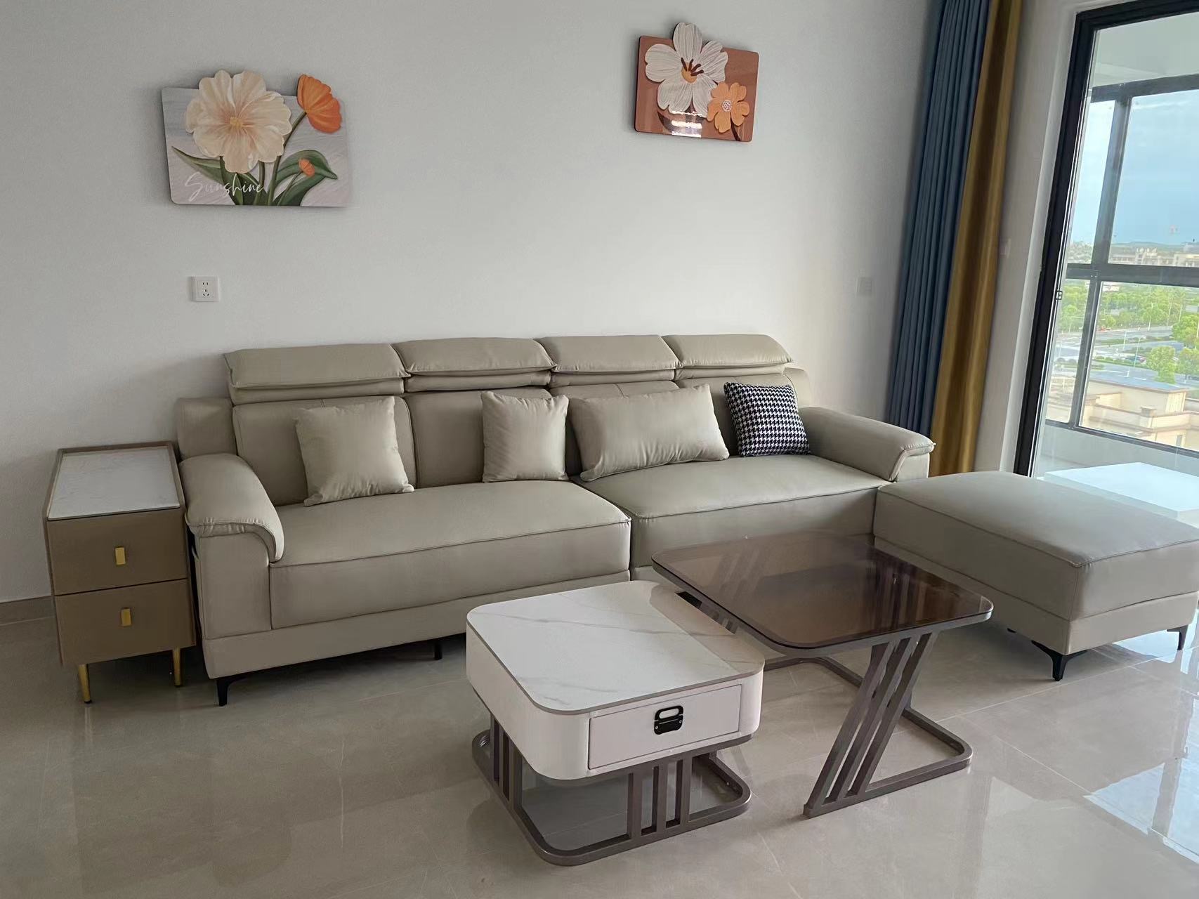 荷塘新城，4室2厅2卫，143㎡，精装，租金2200元/月 租房