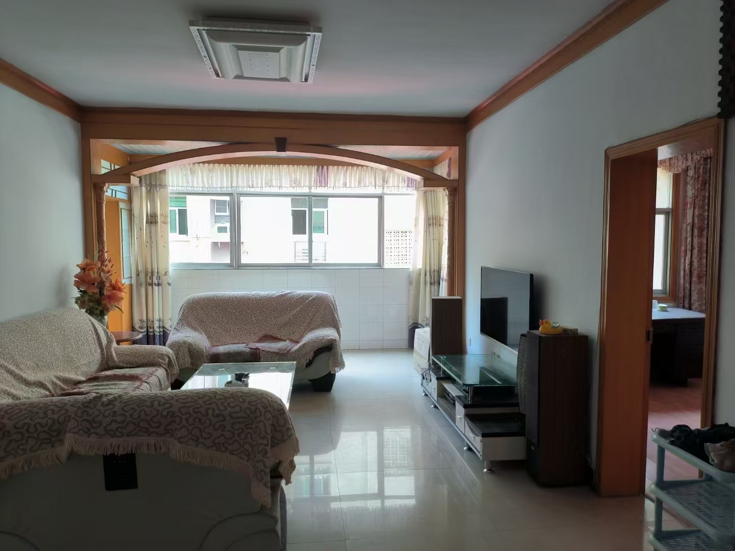 葡萄园小区，3室2厅1卫，118.00㎡，租金900.00元/月 二手房