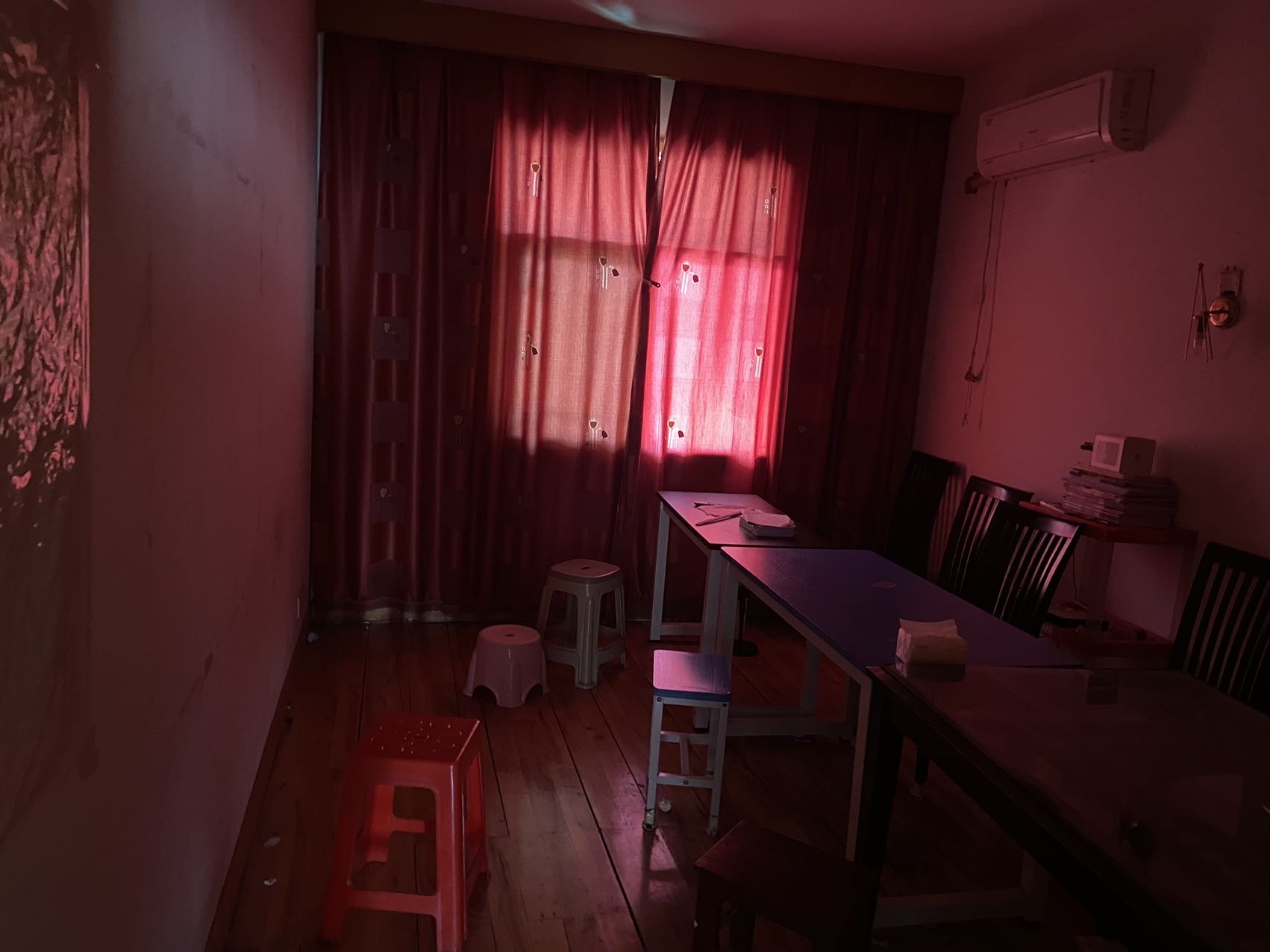 北峰小区，4室2厅1卫，129㎡，普装，售价50万 二手房