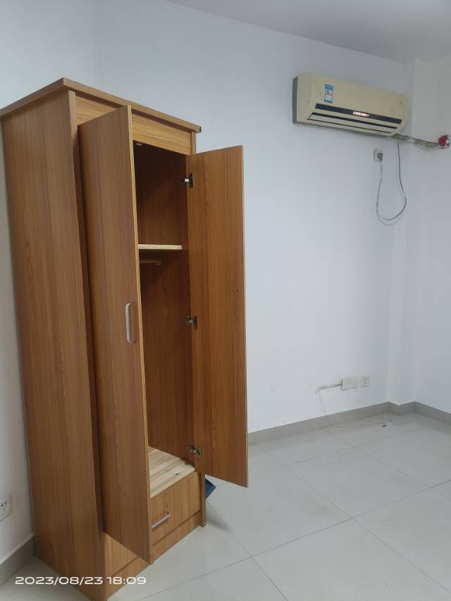 香江明珠，1室1厅1卫，30㎡，简装，租金650元/月 租房