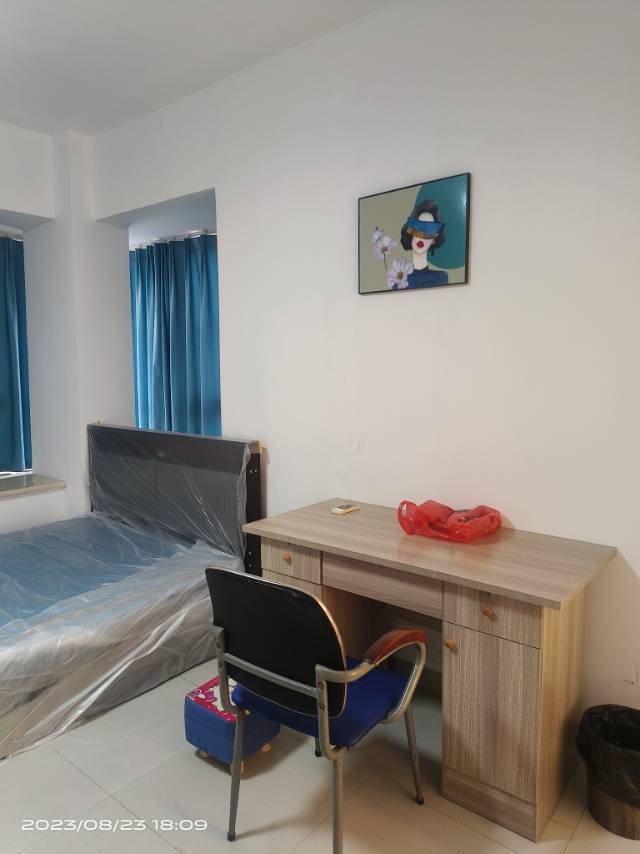 香江明珠，1室1厅1卫，30㎡，简装，租金650元/月 租房