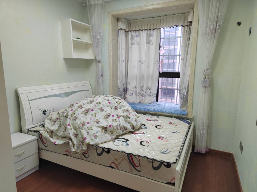 聚贤锦园，3室2厅2卫，116.00㎡，精装，售价67万 二手房