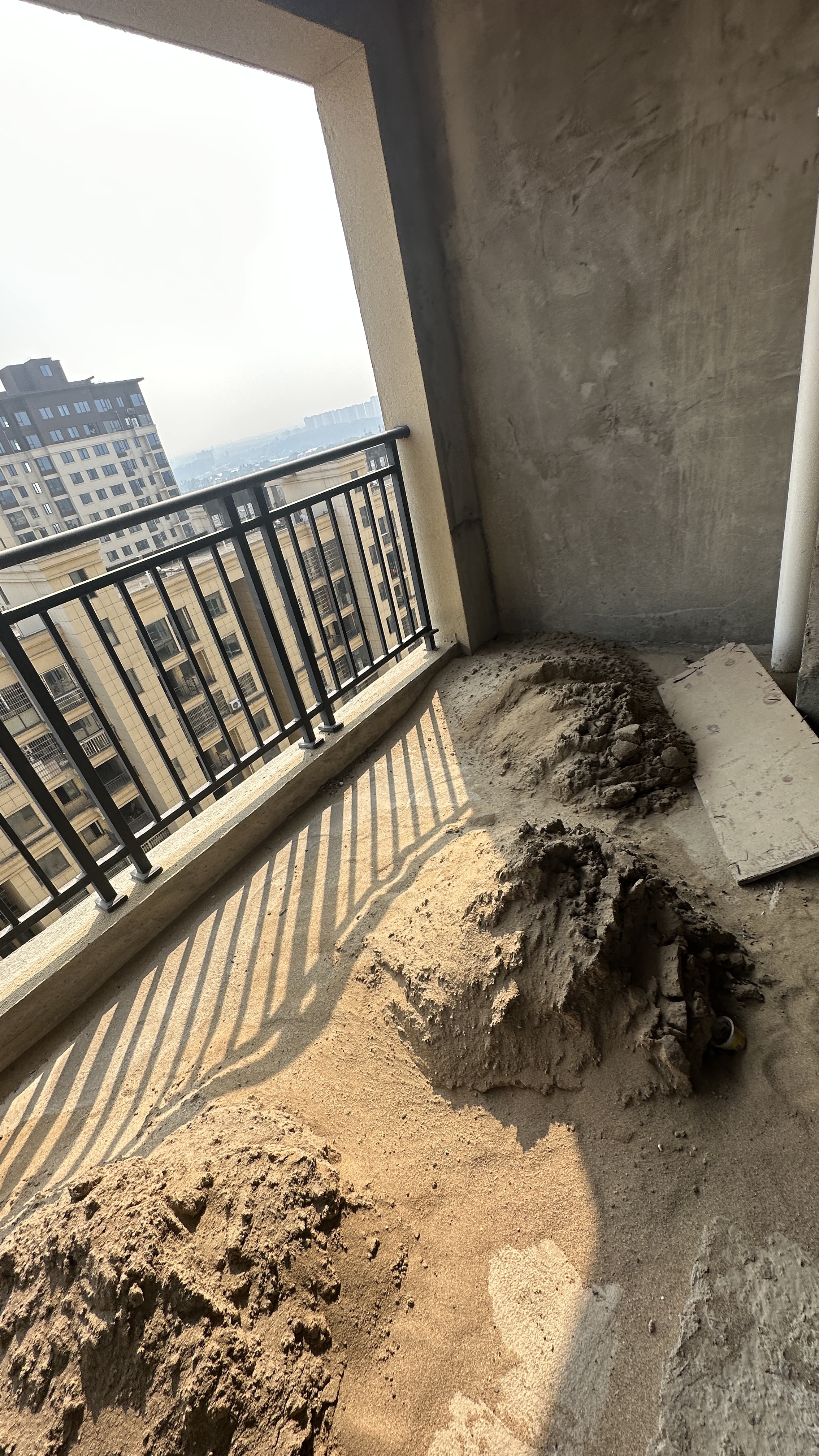 富鑫春天，3室2厅2卫，134.30㎡，毛坯，售价46.8万 二手房