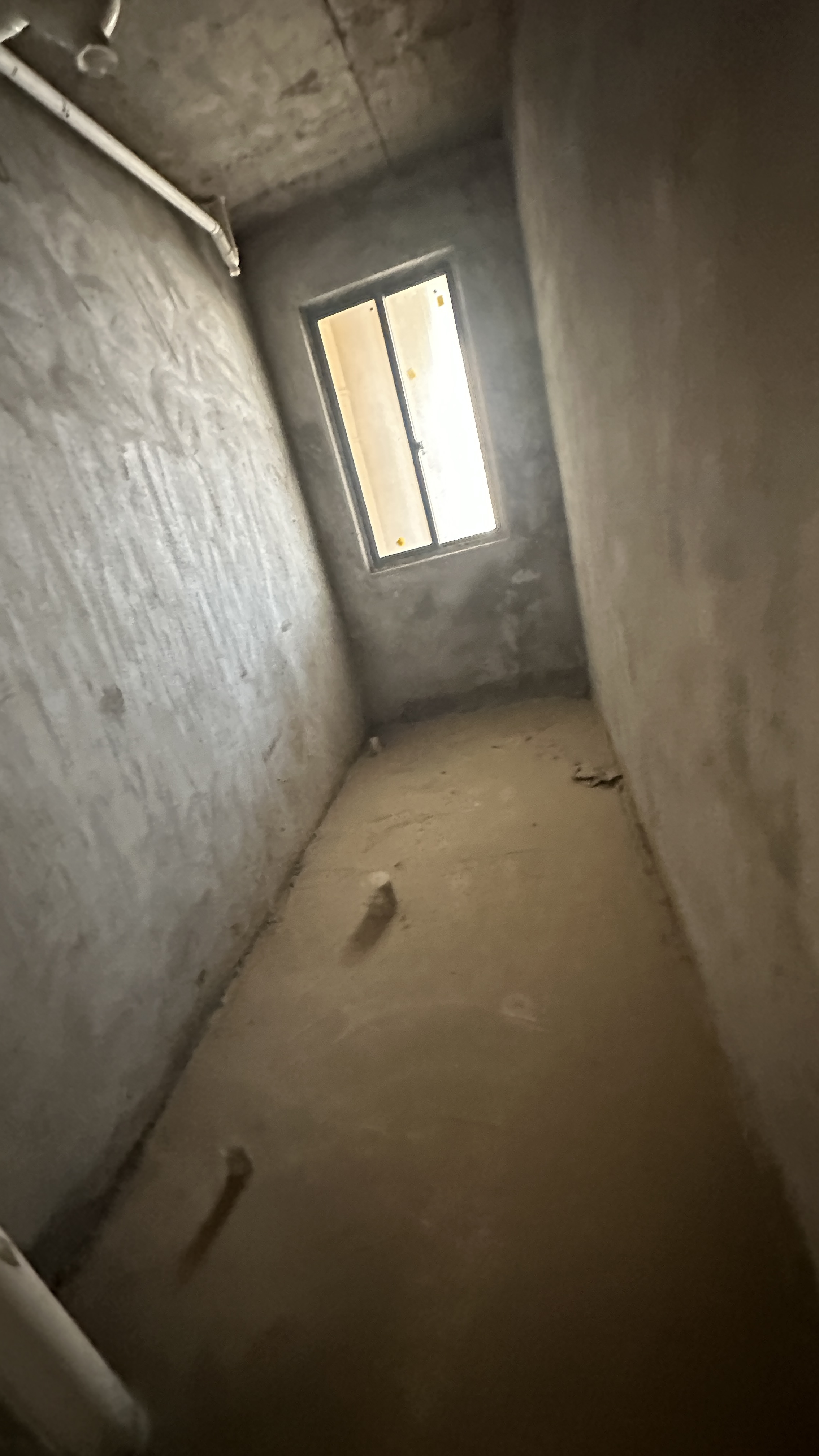 富鑫春天，3室2厅2卫，134.30㎡，毛坯，售价46.8万 二手房