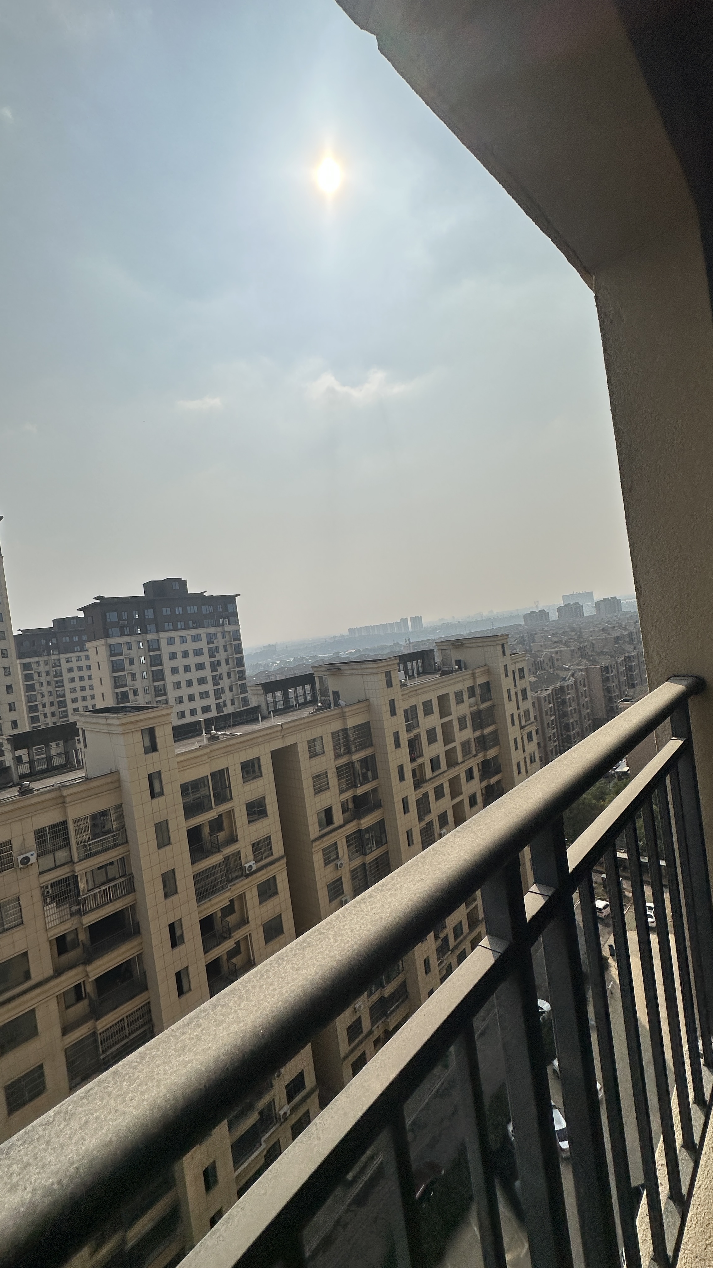 富鑫春天，3室2厅2卫，134.30㎡，毛坯，售价46.8万 二手房