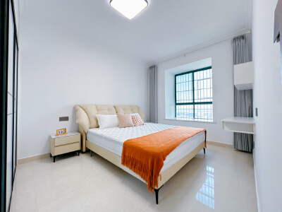 锦绣年华，3室2厅2卫，114.00㎡，精装，售价42.80万