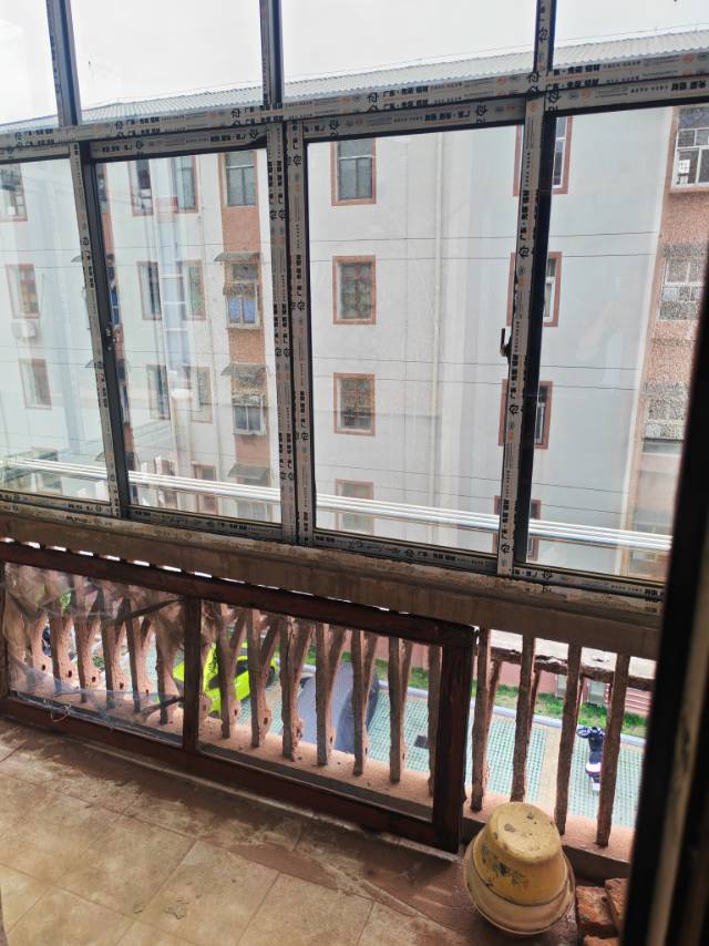 金纺路，2室1厅1卫，50㎡，简装，售价9.98万 二手房