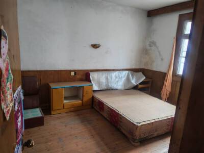 金纺路，2室1厅1卫，50㎡，简装，售价9.98万