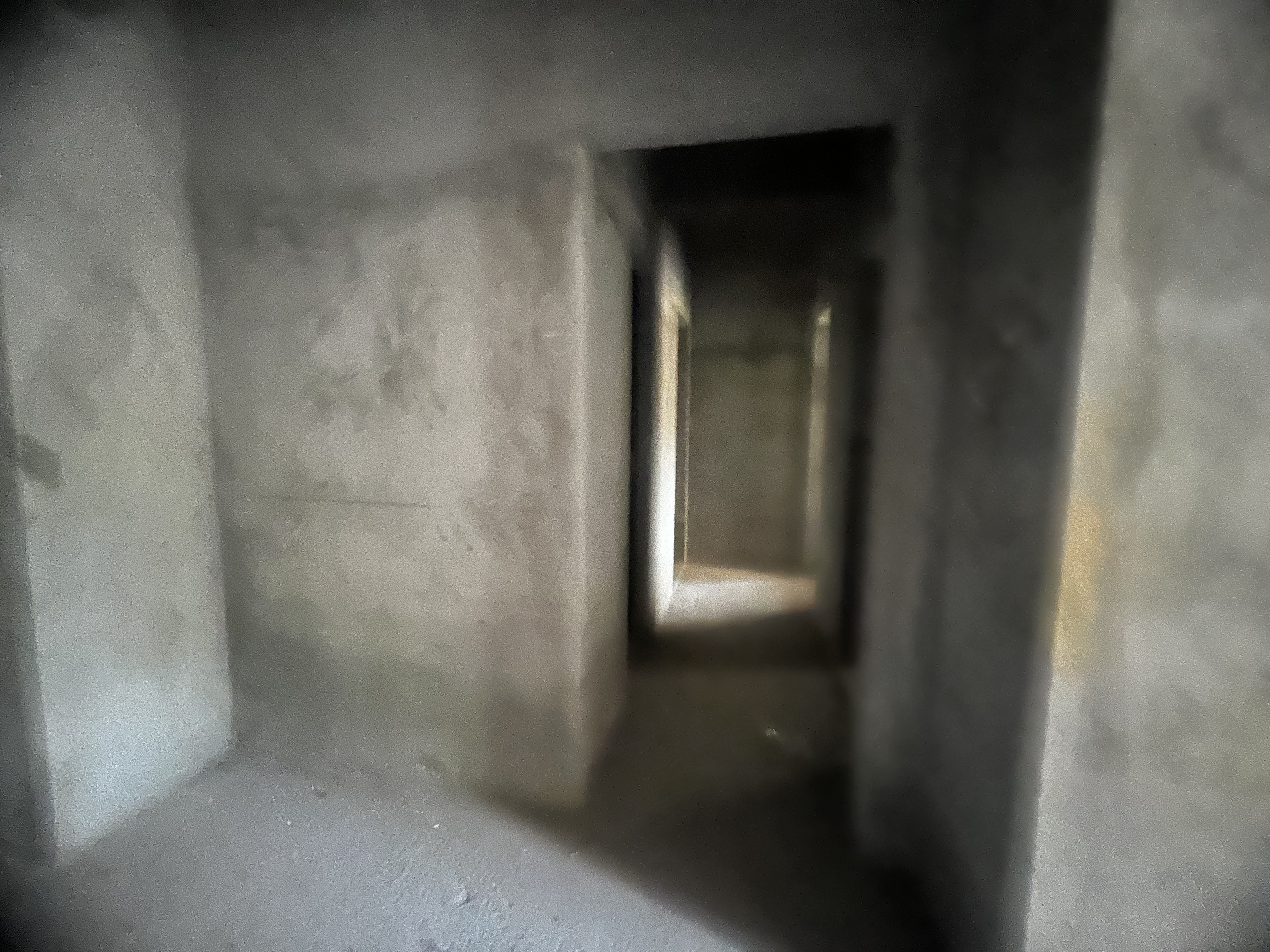 中航城庐山云岭，6室2厅3卫，240.00㎡，毛坯，售价246万 二手房