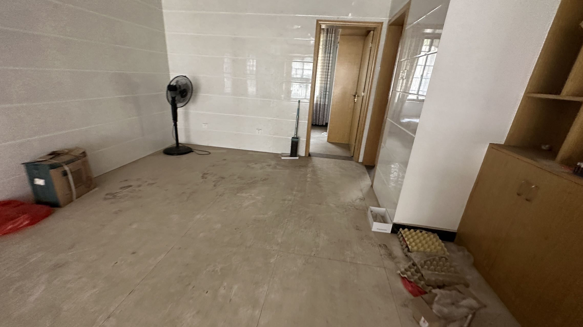 邦华苑，3室2厅1卫，122.00㎡，售价45.00万 二手房