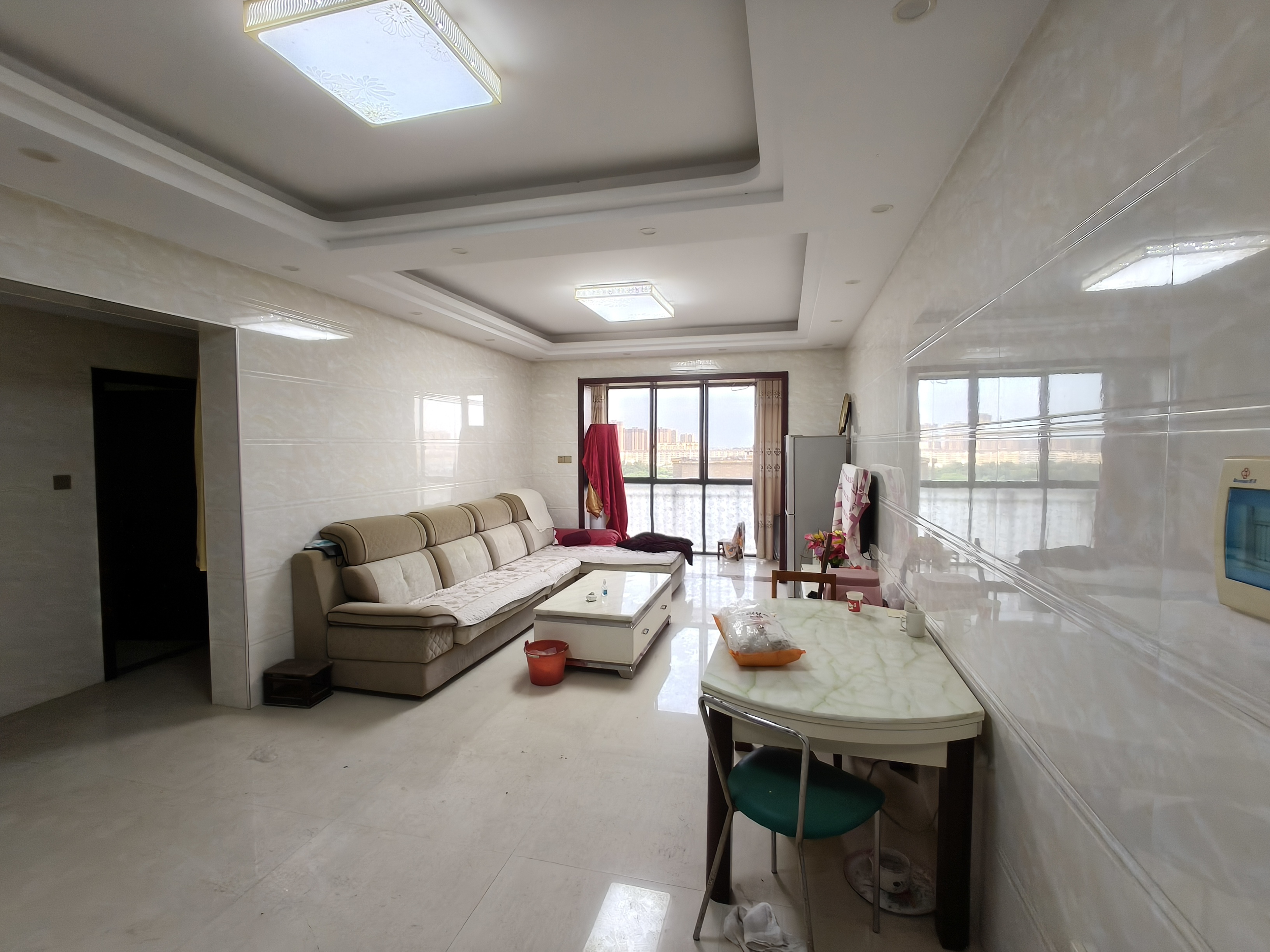 湖滨家园，3室2厅1卫，100.00㎡，普装，售价38.00万 二手房