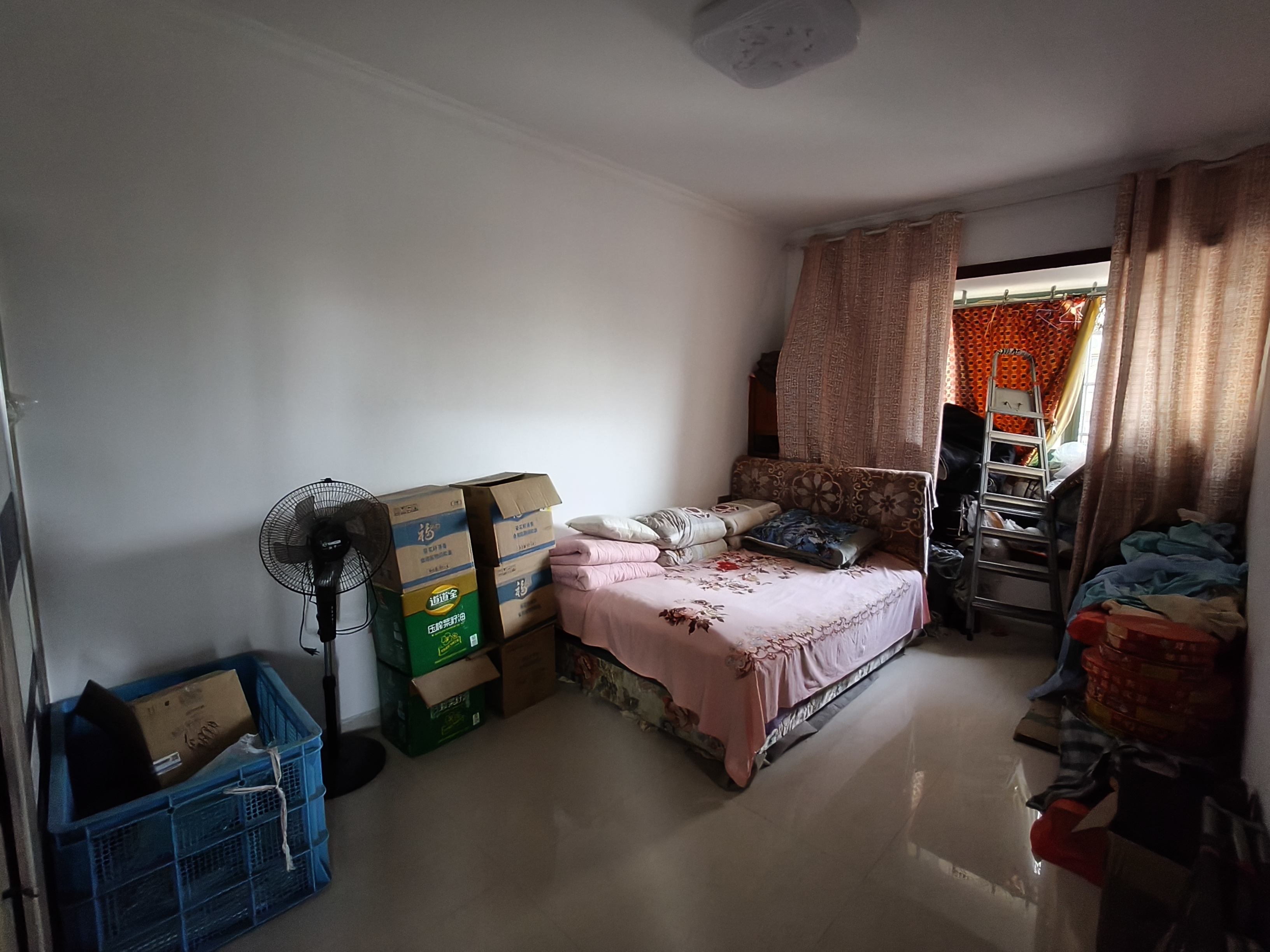 湖滨家园，3室2厅1卫，100.00㎡，普装，售价38.00万 二手房