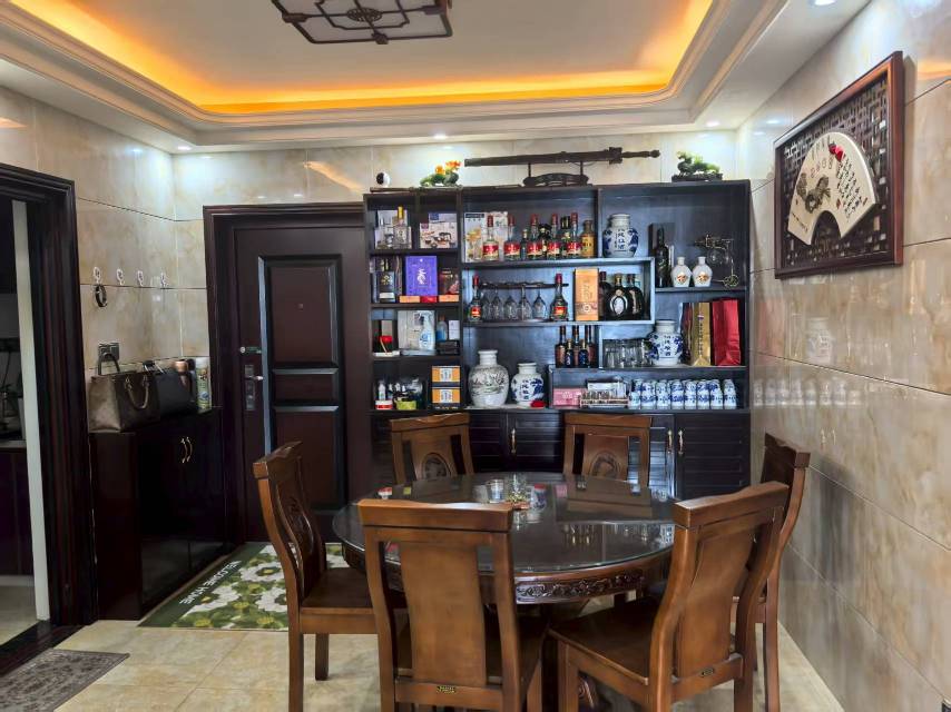 金涛国际华城，2室2厅2卫，89.52㎡，精装，售价41万 二手房