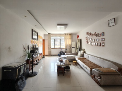 益和花园北区，4室2厅2卫，132.00㎡，简装，售价23.8万