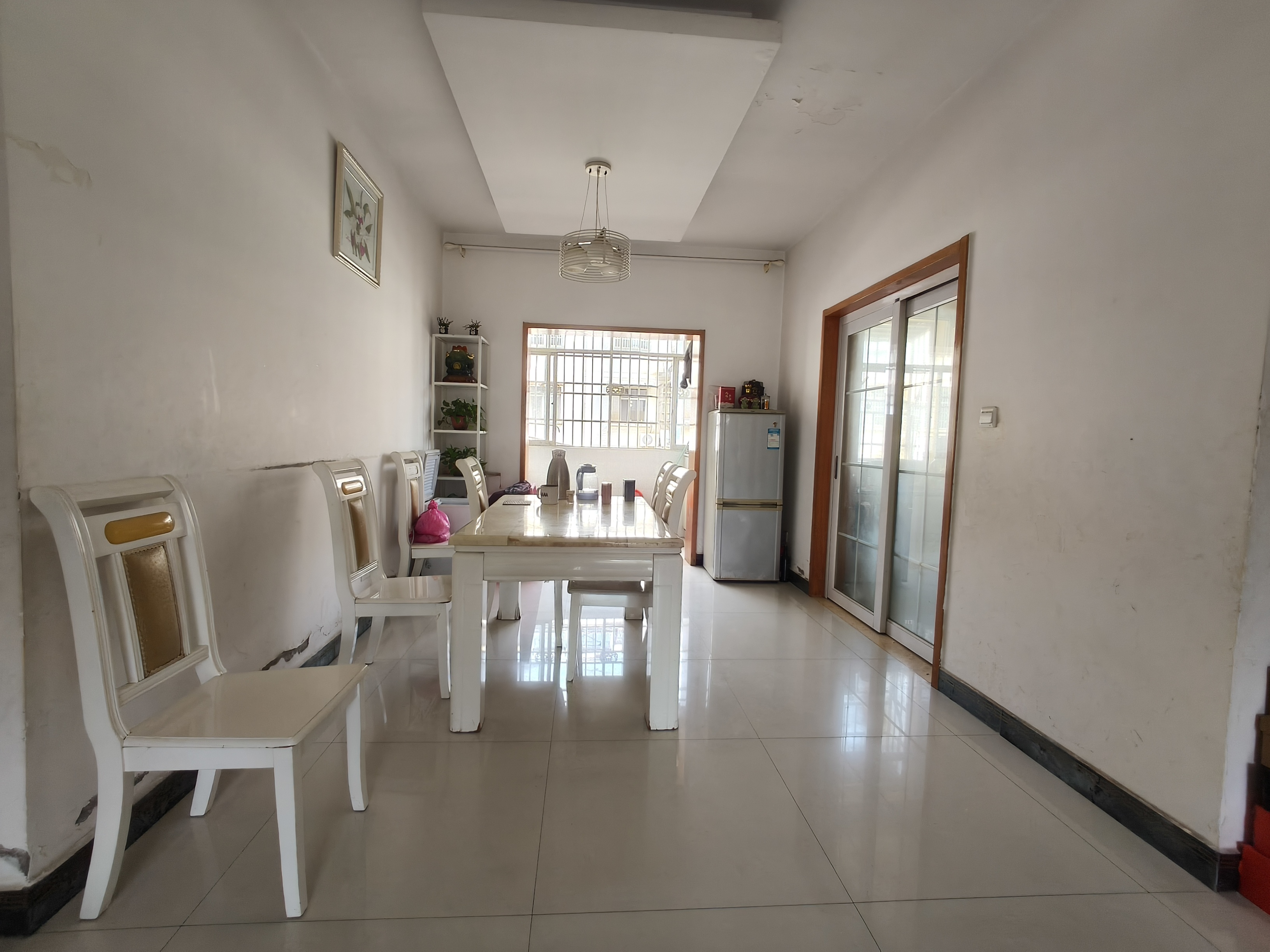 益和花园北区，4室2厅2卫，132.00㎡，简装，售价23.8万 二手房