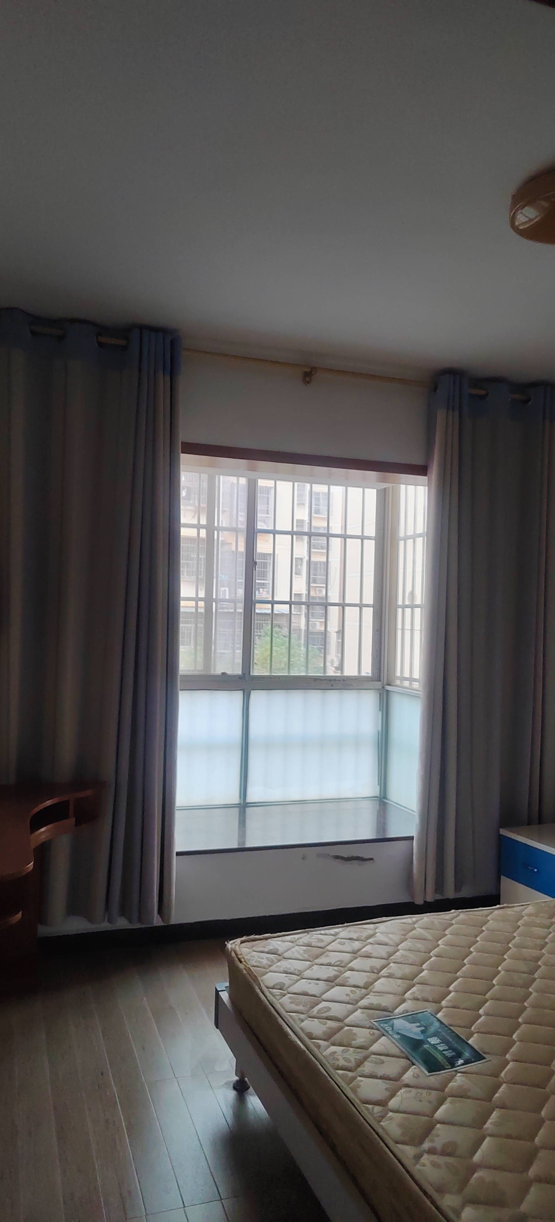 益和花园雅士居，2室1厅1卫，107.82㎡，普装，售价32.00万 二手房