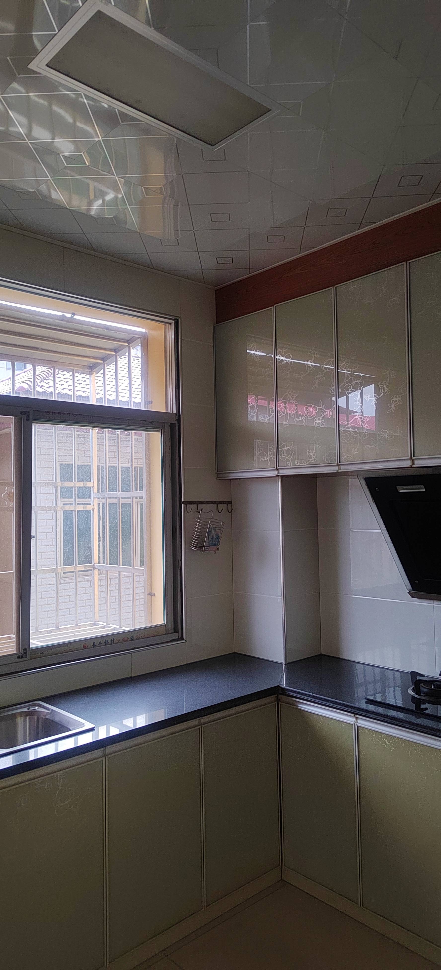 益和花园雅士居，2室1厅1卫，107.82㎡，普装，售价32.00万 二手房