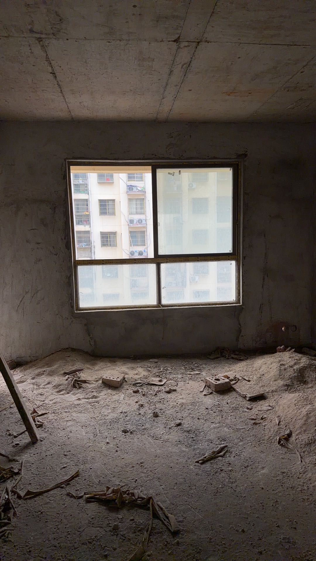 兴德顺景，3室2厅2卫，125.00㎡，售价35万 二手房